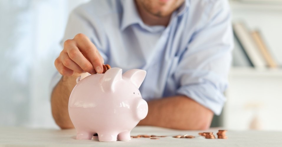 Conheça 10 dicas para economizar dinheiro e equilibrar suas finanças