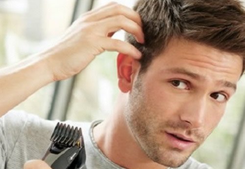 Homens: como cortar cabelo sozinho
