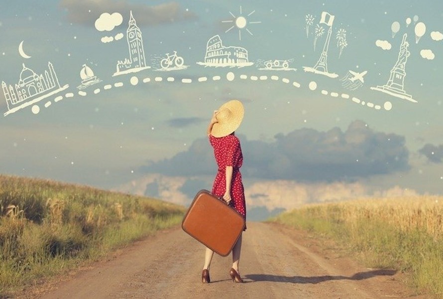 Viajar sozinho não é problema: se divirta em sua companhia e a de outros solteiros